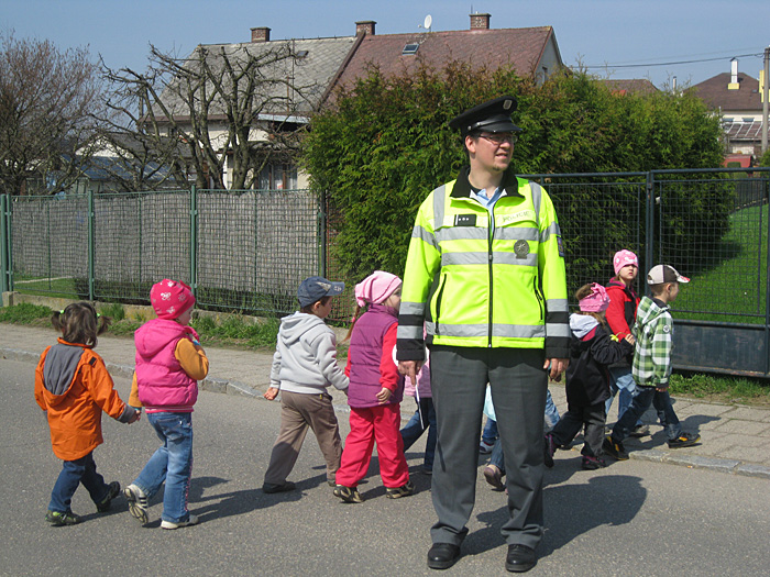 Vycházka s policisty 1